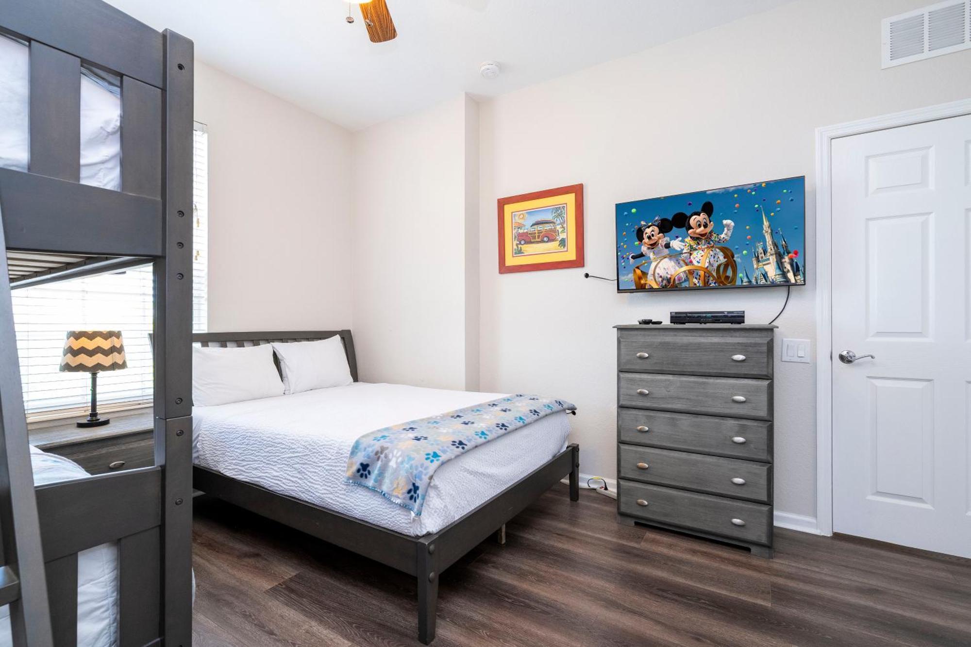 Location Location Orlando Resort Near All Parks! Int'L Dr Exterior photo